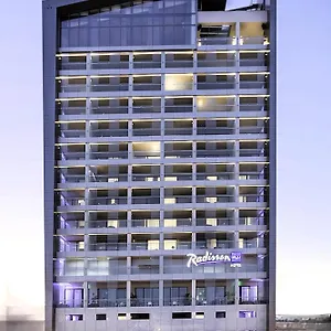 5* מלון Radisson Blu Hotel,